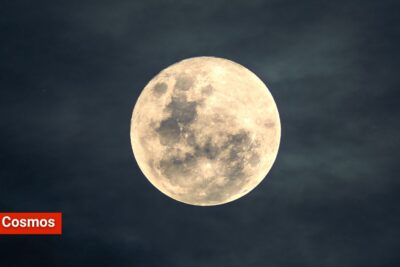 ¿Por qué solo podemos ver una cara de la Luna?